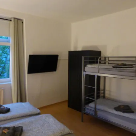 Apartment Napoleon, Naehe Zentrum, 2 Schlafzimmer, Grosser Balkon, Free Wifi ,Parken Iéna Extérieur photo