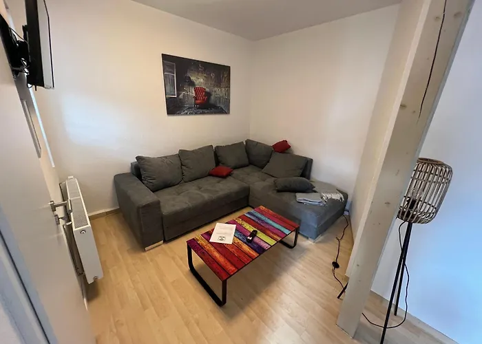 Apartment Napoleon, Naehe Zentrum, 2 Schlafzimmer, Grosser Balkon, Free Wifi ,Parken