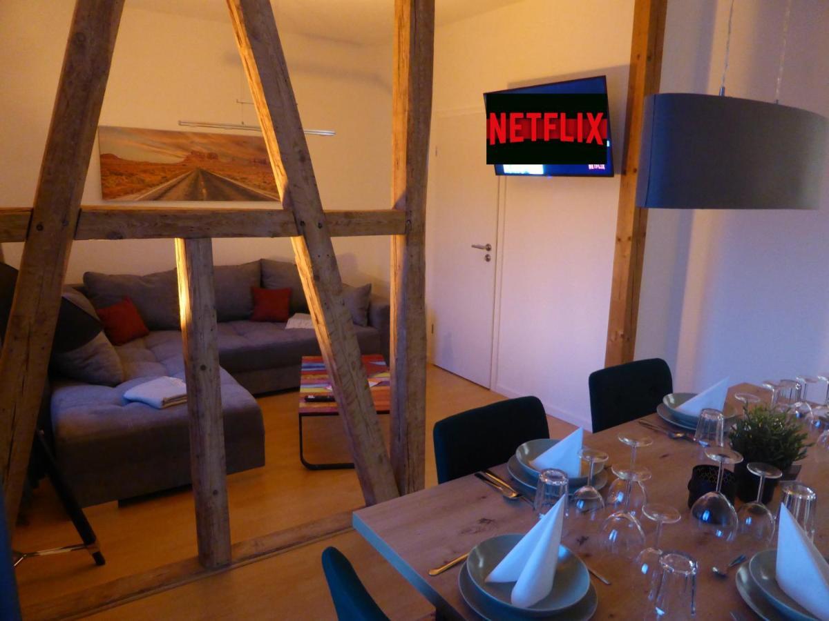 Napoleon, Naehe Zentrum, 2 Schlafzimmer, Grosser Balkon, Free Wifi ,parken * Jena