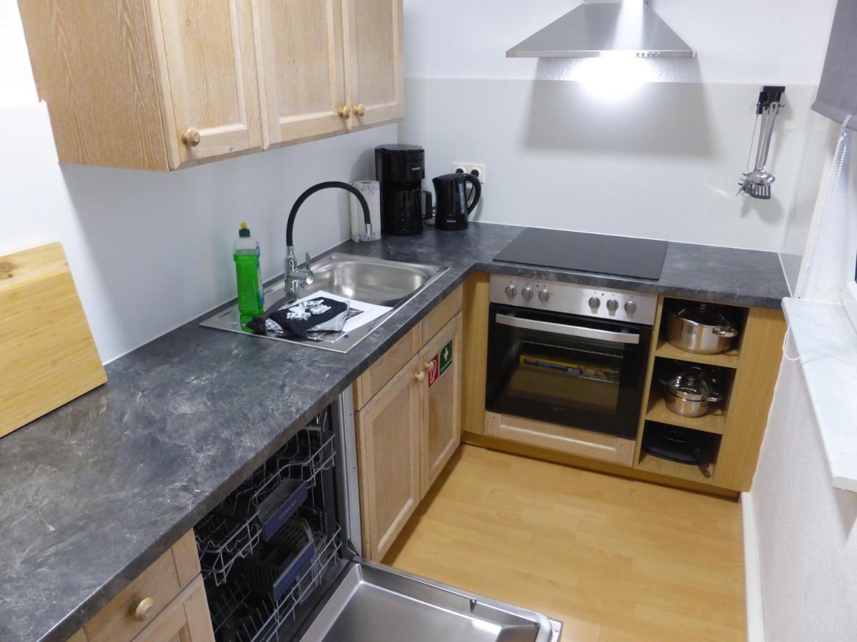 Napoleon, Naehe Zentrum, 2 Schlafzimmer, Grosser Balkon, Free Wifi ,parken Apartament *