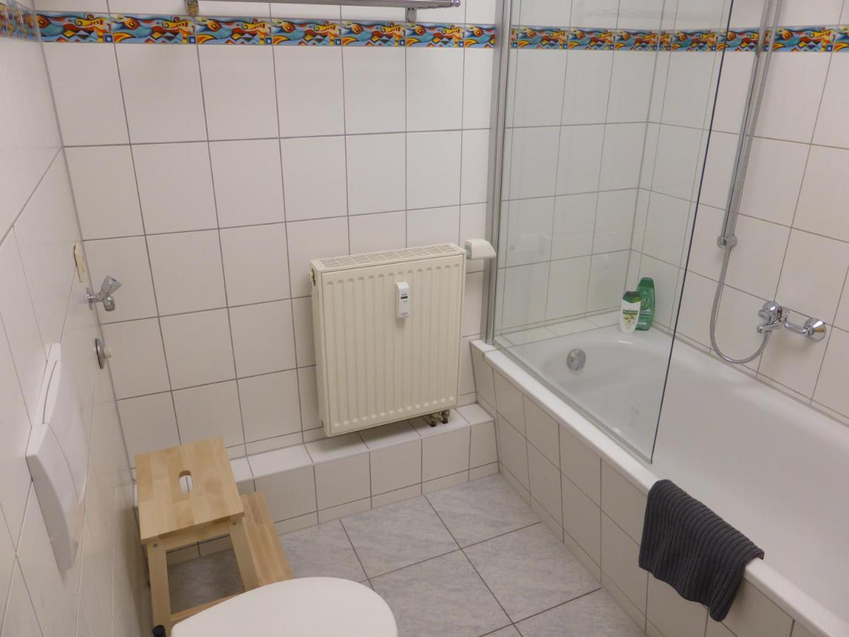 Napoleon, Naehe Zentrum, 2 Schlafzimmer, Grosser Balkon, Free Wifi ,parken Jena