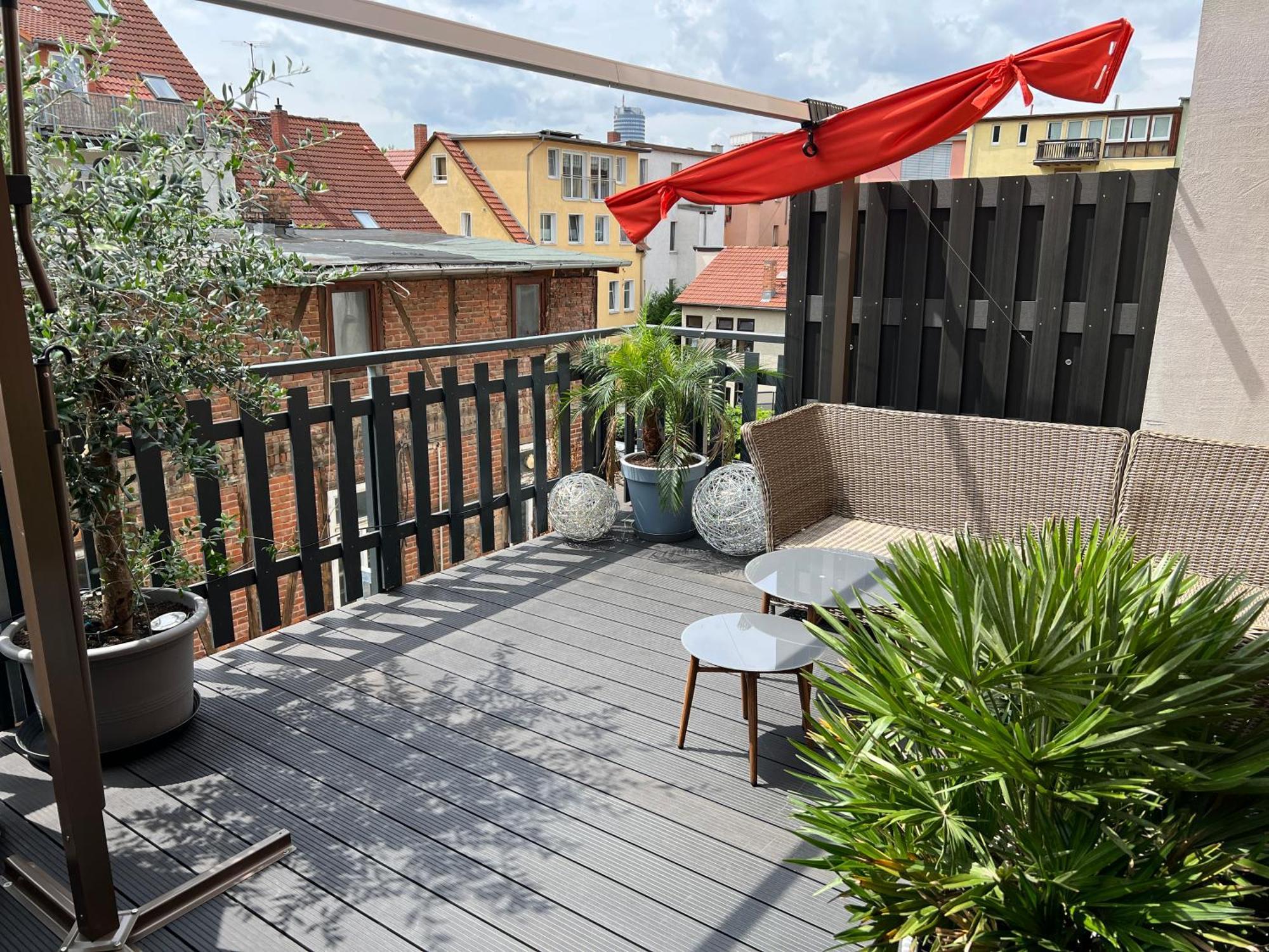 Napoleon, Naehe Zentrum, 2 Schlafzimmer, Grosser Balkon, Free Wifi ,parken *